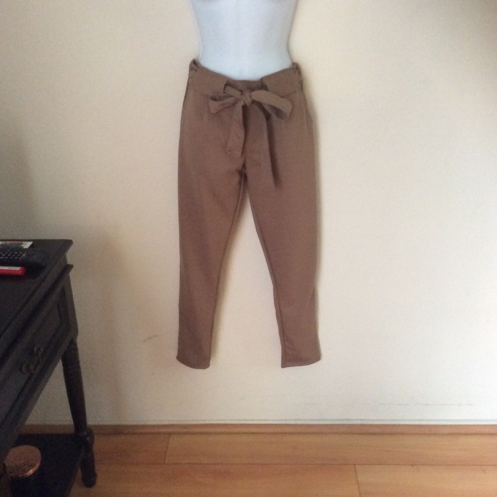 Cotton tan colored ankle pants